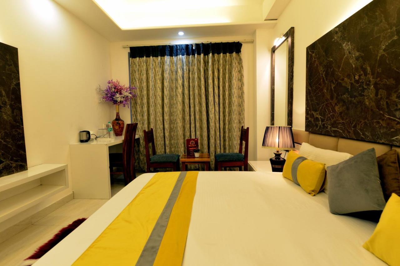 Hotel The Yellow Nayagaon Eksteriør bilde